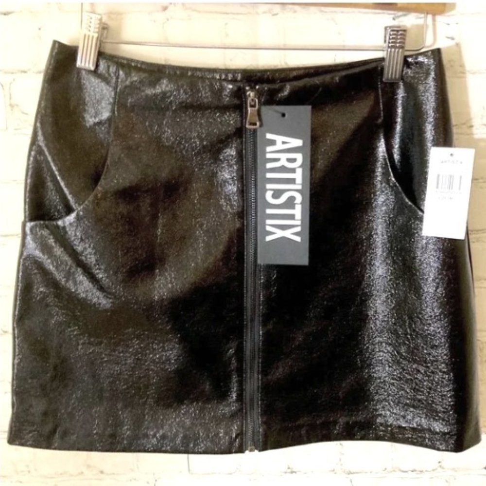Artistix crackly creased faux patent leather mini skirt with pockets